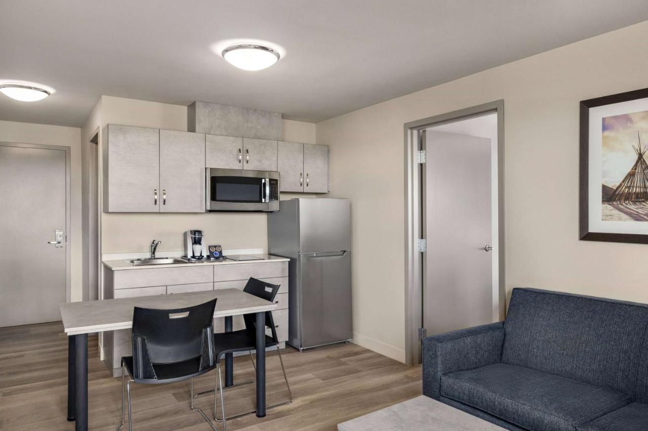 Microtel Inn & Suites Dorval Qc Zewnętrze zdjęcie